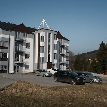 Apartament Apartament Górzysty blisko Elementsa- 5D Apartments Świeradów-Zdrój